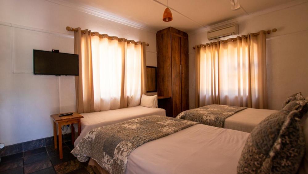 Ebenezer Guesthouse Colesberg Exteriör bild